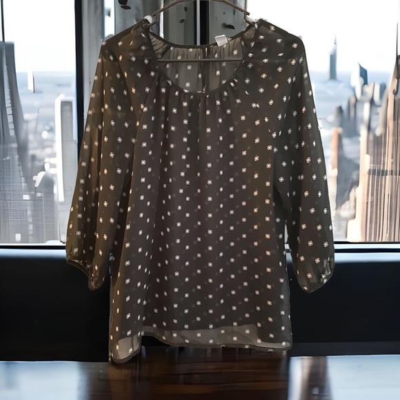 Old Navy Blouse - Picture 1 of 4